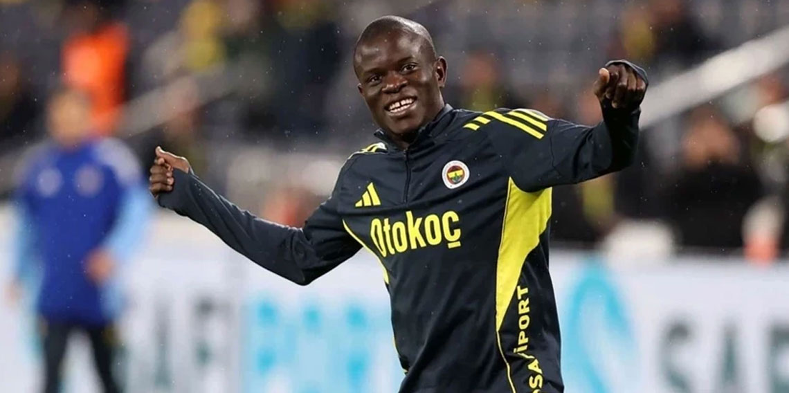 N'Golo Kante, Fenerbahçe taraftarına ilk üçlüsünü çektirdi