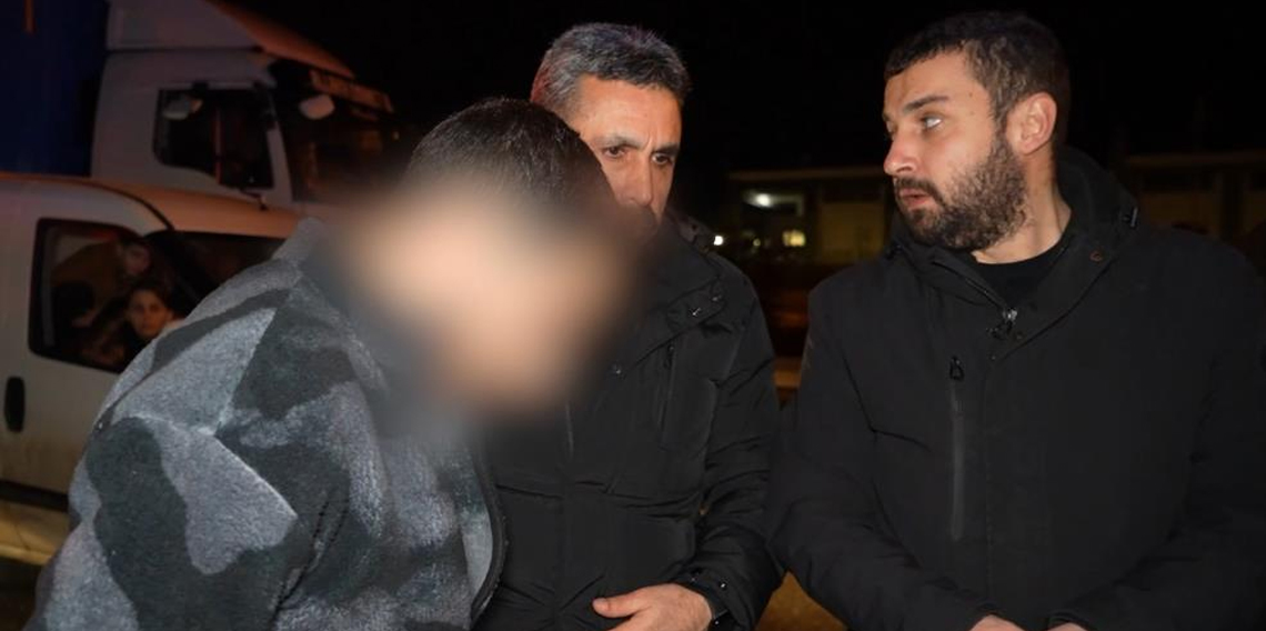 Şehit babasına hakaret eden kişi silahlı saldırıda ağır yaralandı