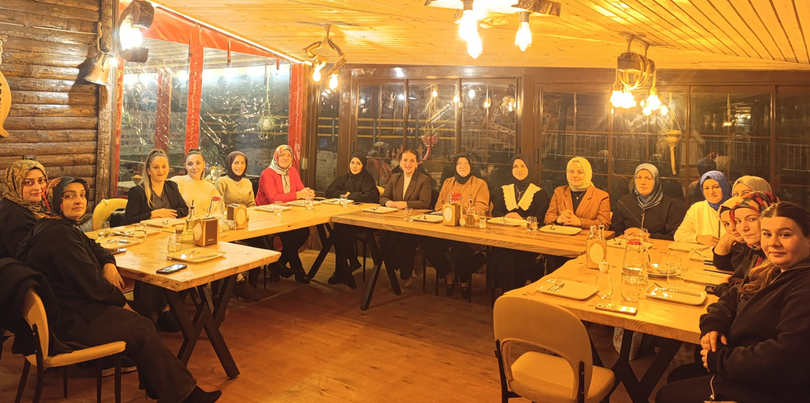 AK Parti Trabzon Kadın Kolları Yomra’da Toplandı! Haftalık Olağan Toplantı Gerçekleştirildi