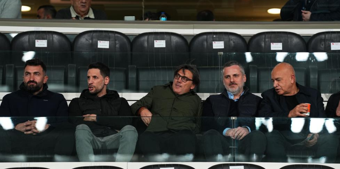 Montella, Başakşehir - Beşiktaş maçını tribünden takip etti