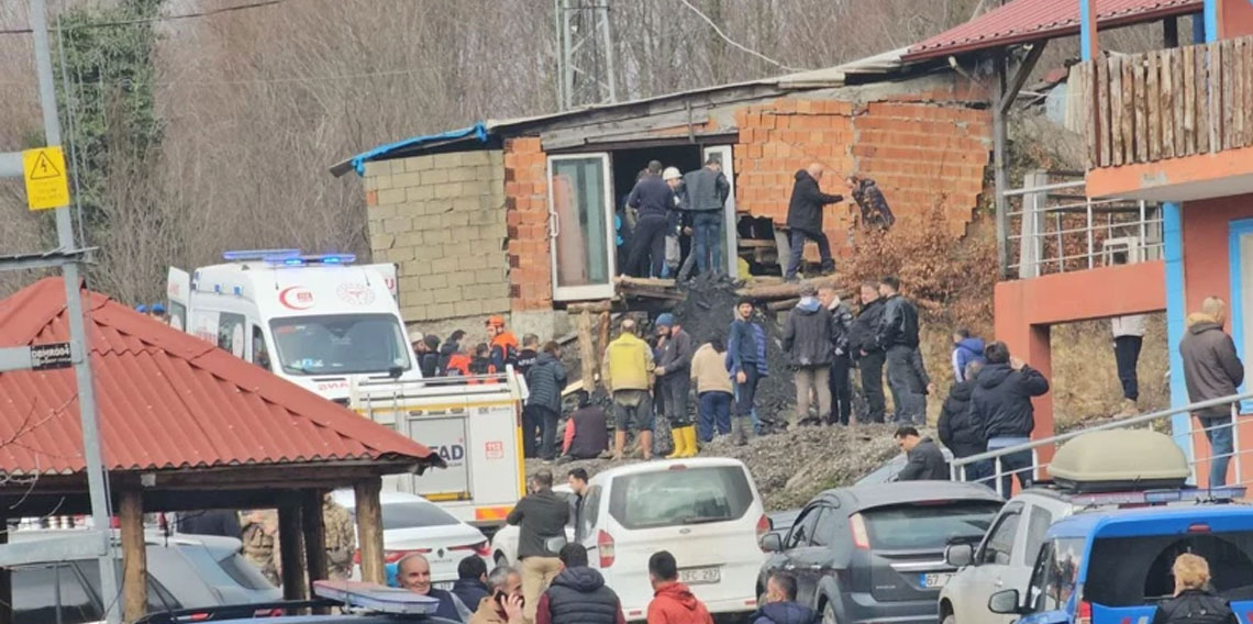 Zonguldak'taki madende göçük! 3 işçiden 1'i sağ kurtarıldı