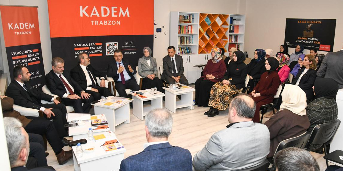 Ahmet Metin Genç'ten Dil Eğitimi Çıkışı