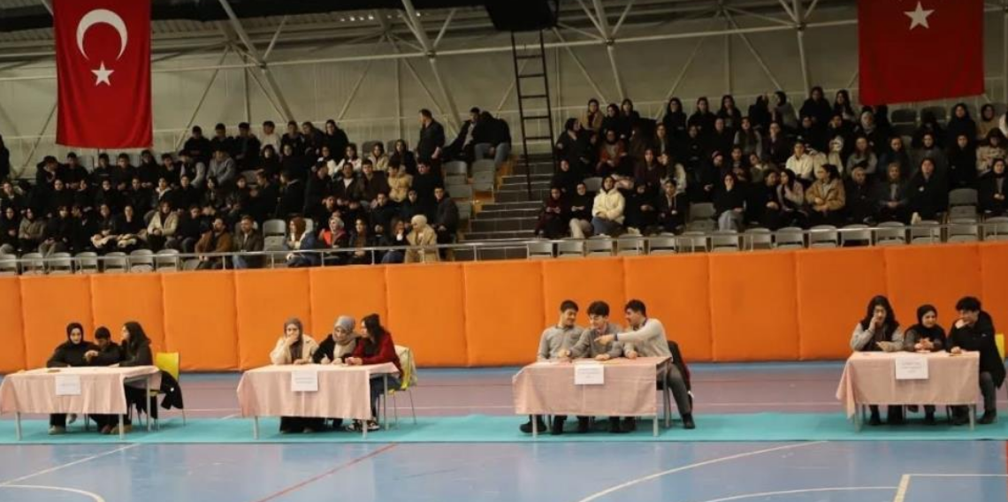 Bayburt’ta Liseler Arası 