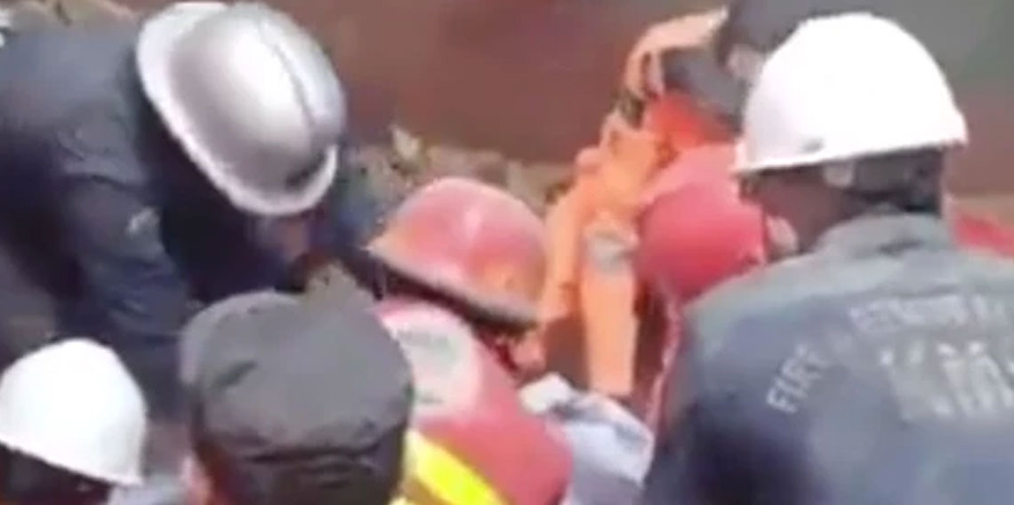 Pakistan'da apartmanda patlama! 16 kişi hayatını kaybetti