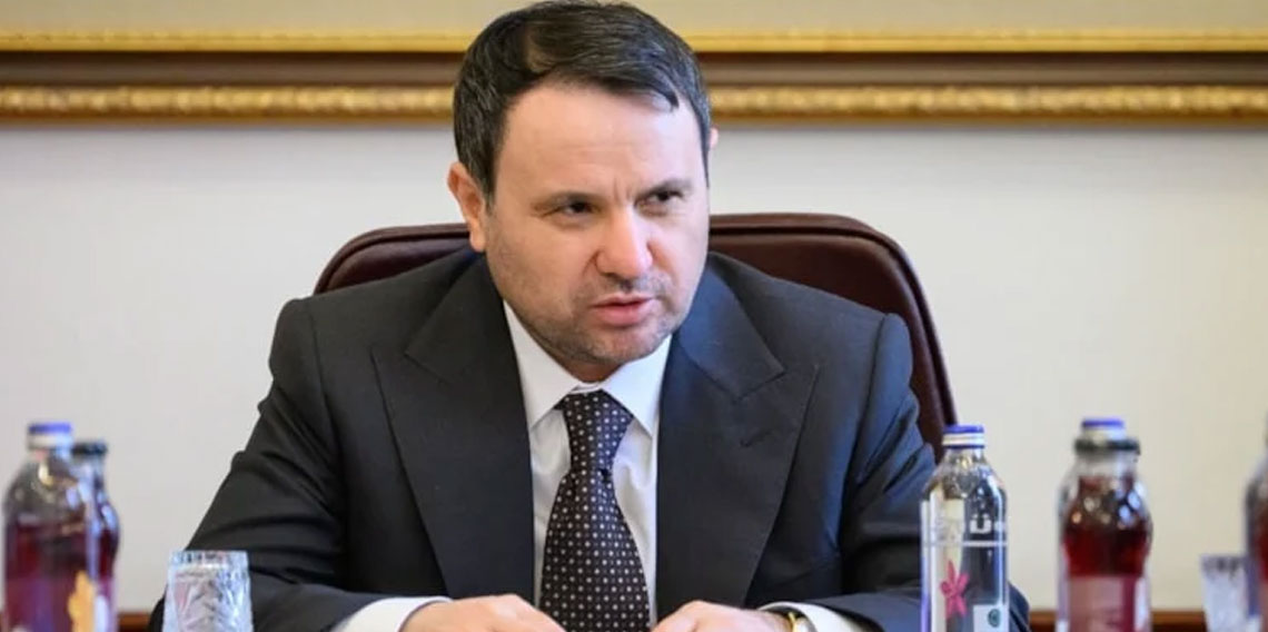 Akın Gürlek: Klavye delikanlılığı yapan açık kimliğiyle yapacak