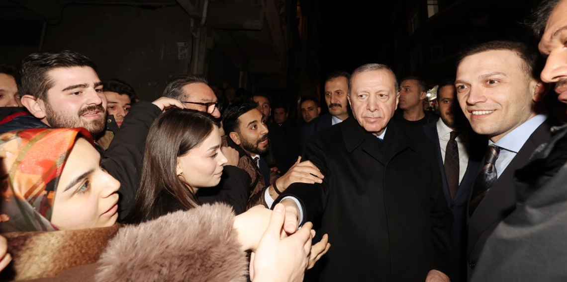 Cumhurbaşkanı Erdoğan, iftarda Kayacık ailesinin misafiri oldu