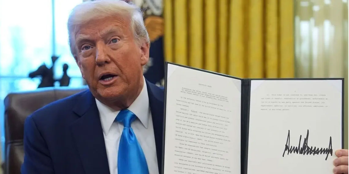 3 gün sonra başlıyor! Trump dünyaya savaş açan imzayı attı