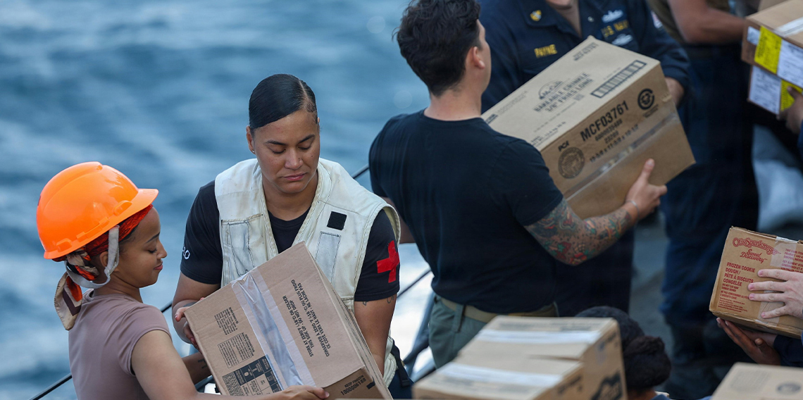 CENTCOM'dan ABD gemilerine ikmal paylaşımı