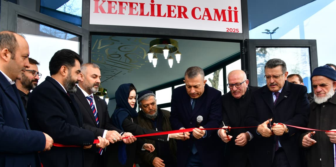 Trabzon'un Arsin ilçesinde Kefeliler Camii Dualarla İbadete Açıldı