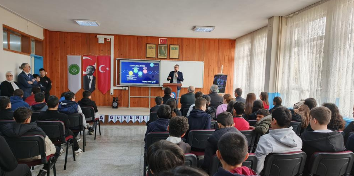 Bafra MTAL Öğrencilerinden Ortaokul Öğrencilerine Dijital Güvenlik Semineri