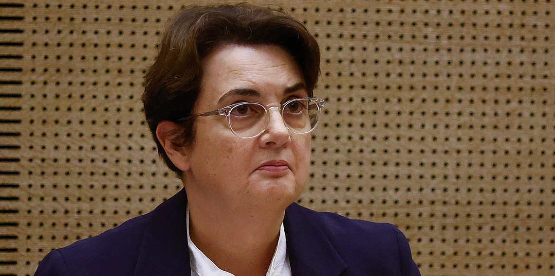 Milyonlarca euroluk soygunun gerçekleştiği Louvre Müzesi'nin müdürü istifa etti