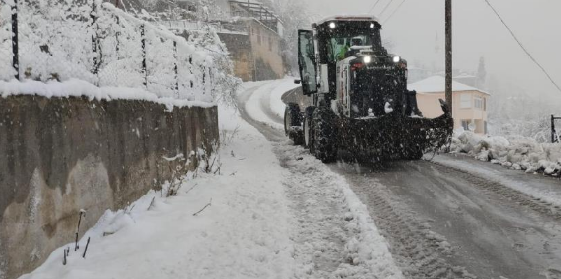 Trabzon'da 19 mahalle yolu kar nedeniyle ulaşıma kapandı