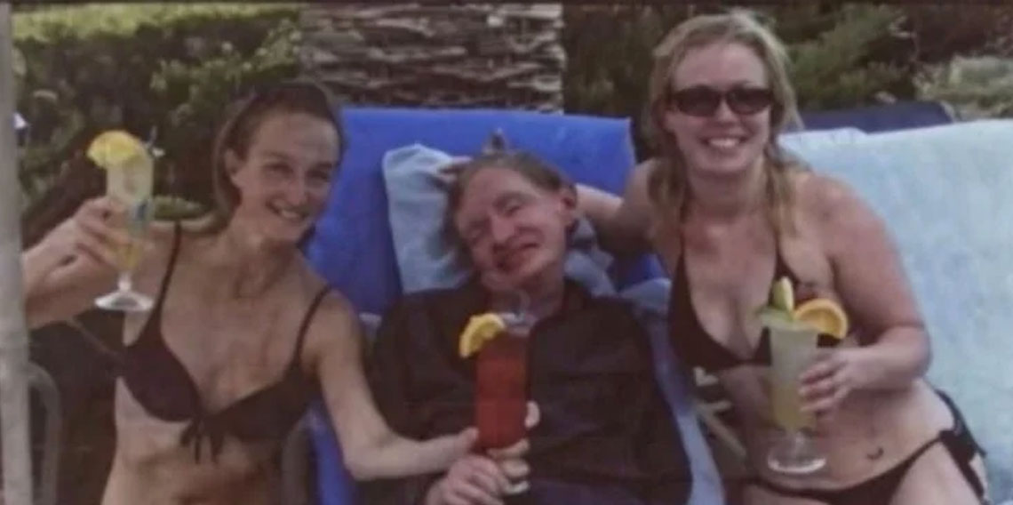 Stephen Hawking'in Epstein dosyalarındaki fotoğrafı tartışma yarattı