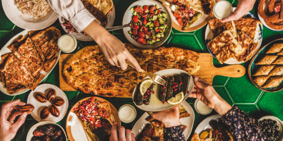 Ramazan’ın 8. Gününe Özel Izgara Köfte ve Zeytinyağlı Enginar Menüsü