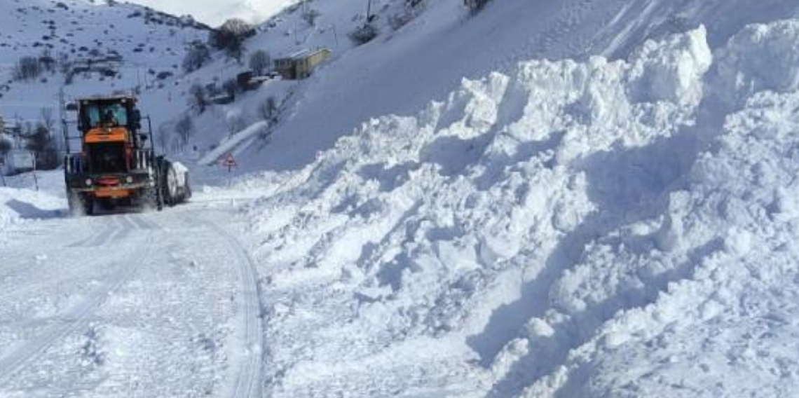 Giresun’da Çığ Ulaşımı Kesmişti,Eğribel Tüneli Yeniden Açıldı