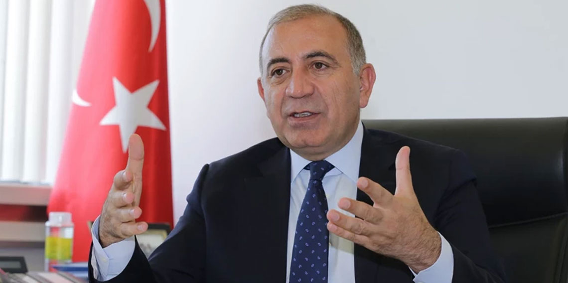 Mahkemeden Gürsel Tekin’in görevine devam kararı!