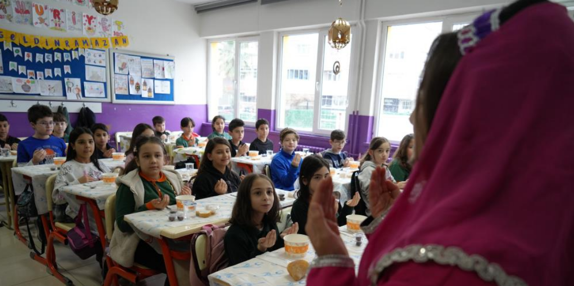 Samsun’da Minikler “Tekne Orucu”yla Ramazan Coşkusunu Yaşadı