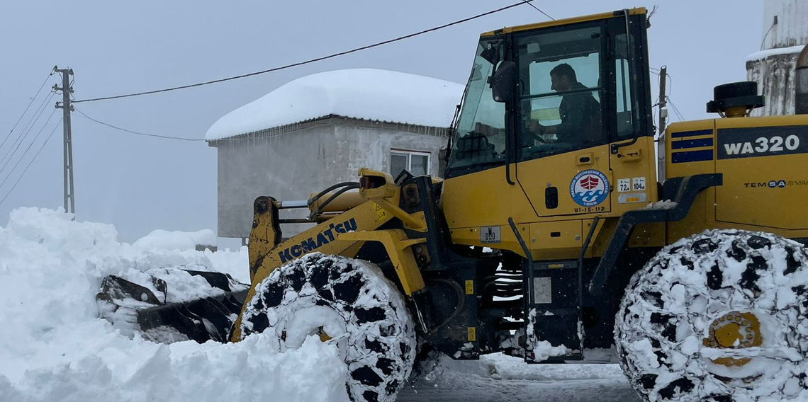 Trabzon'da Karla Mücadele Sürüyor