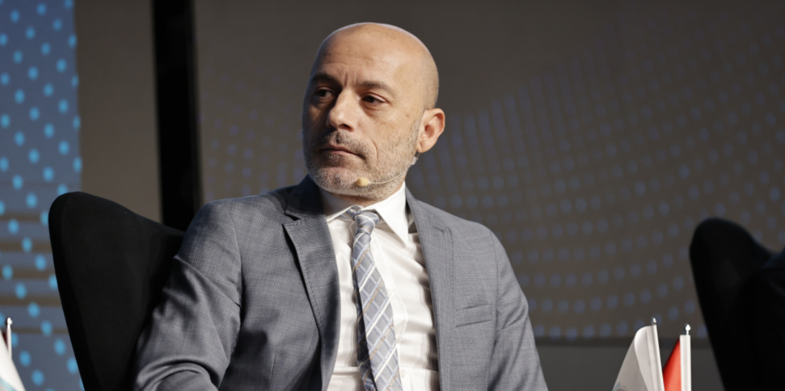 Cüneyt Çakır, Dubai’de Mahsur Kaldı