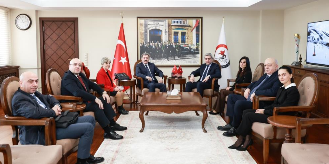 Gürcistan Büyükelçisi Kalandia’dan Samsun’a Ziyaret