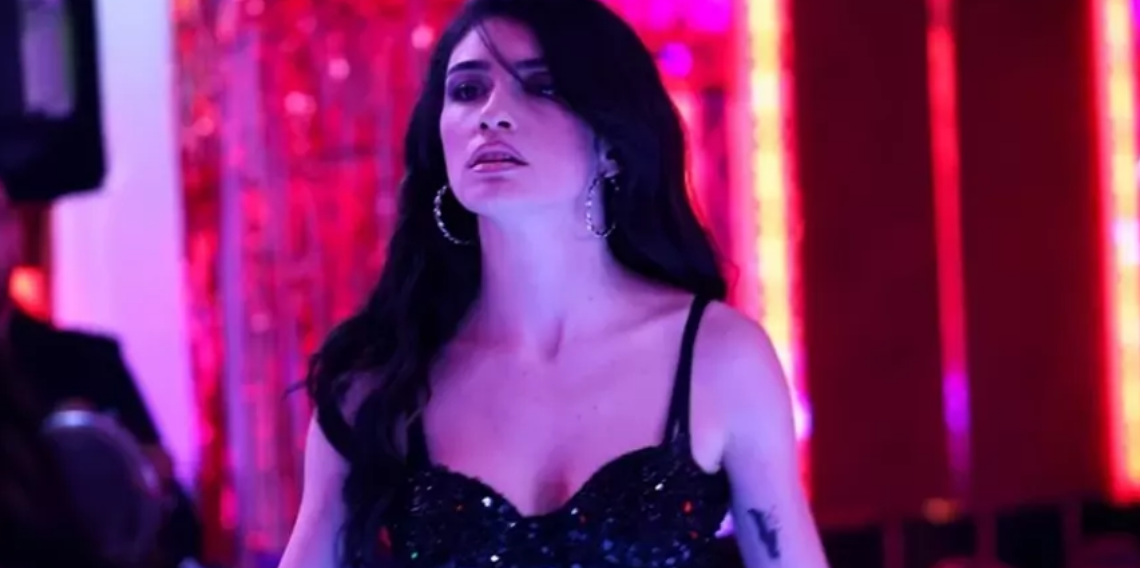 Hazar Ergüçlü’den Samimi İtiraf: “Yemek Yemek Bile İstemiyorum”