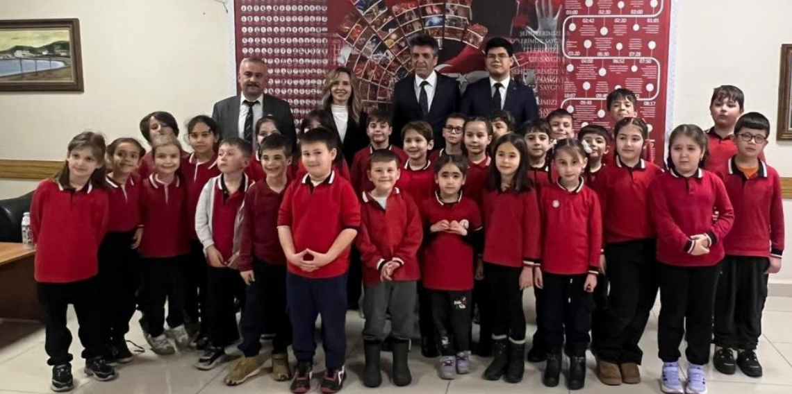Fatsa’da Minikler Kaymakamı Makamında Ziyaret Etti