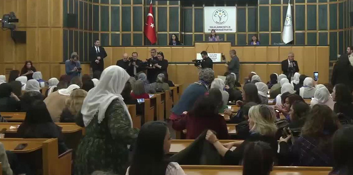 DEM Parti Grup toplantısı düzenlendi