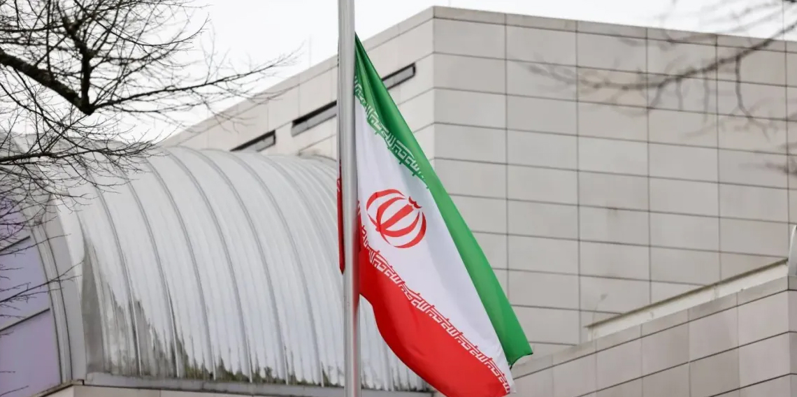 İran’ın Ankara Büyükelçiliği’nde Hamaney için taziye defteri açıldı