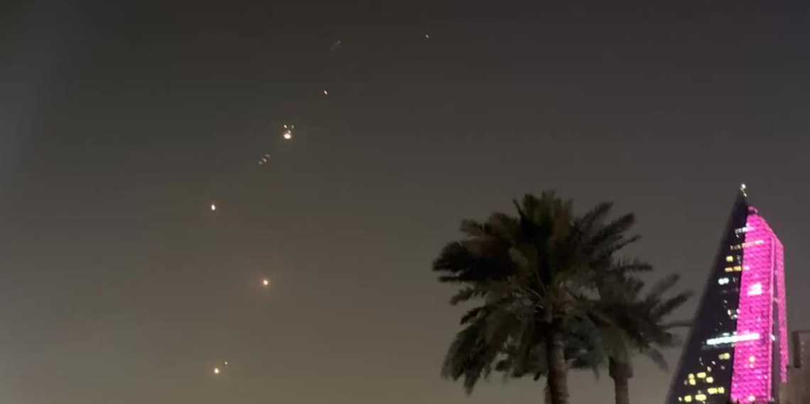 Suudi Arabistan 2 seyir füzesi ve 9 İHA’nın engellendiğini açıkladı