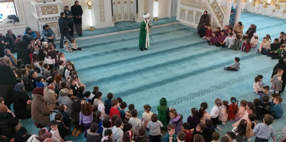 Bayburt’ta Minik Kur’an Öğrencileri 