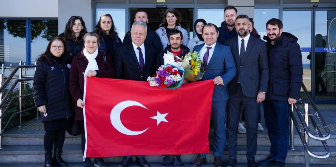 Şampiyon atıcıya Trabzon Havalimanında karşılama