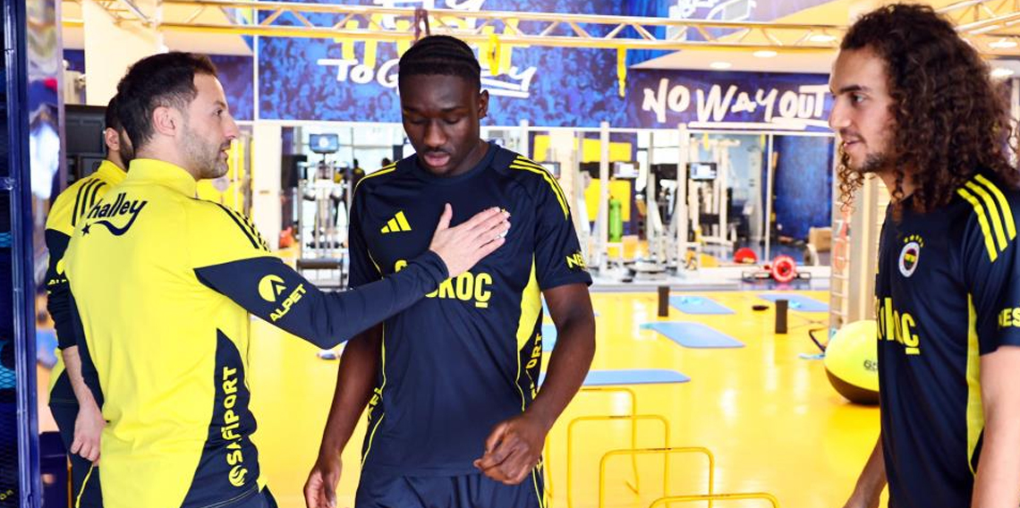 Fenerbahçe, Samsunspor maçı hazırlıklarına başladı