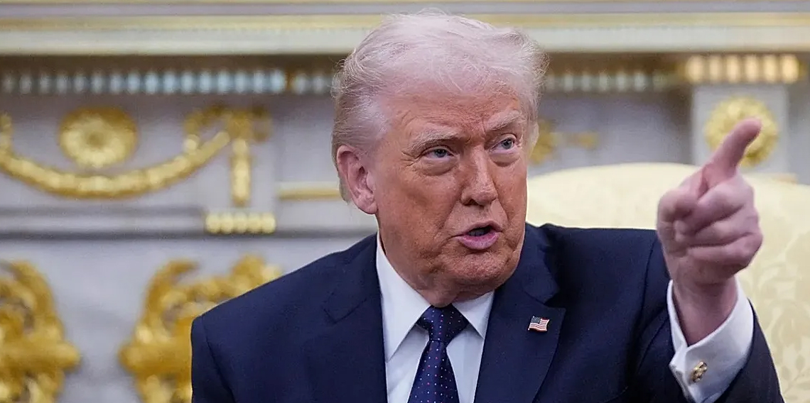 Trump’tan İranlı kolluk kuvvetlerine silah bırakma, diplomatlara sığınma çağrısı