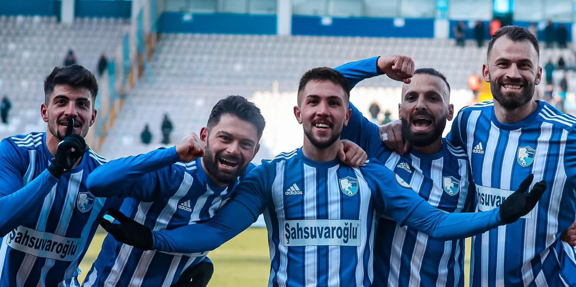 Erzurumspor, Manisa FK’yi parçaladı