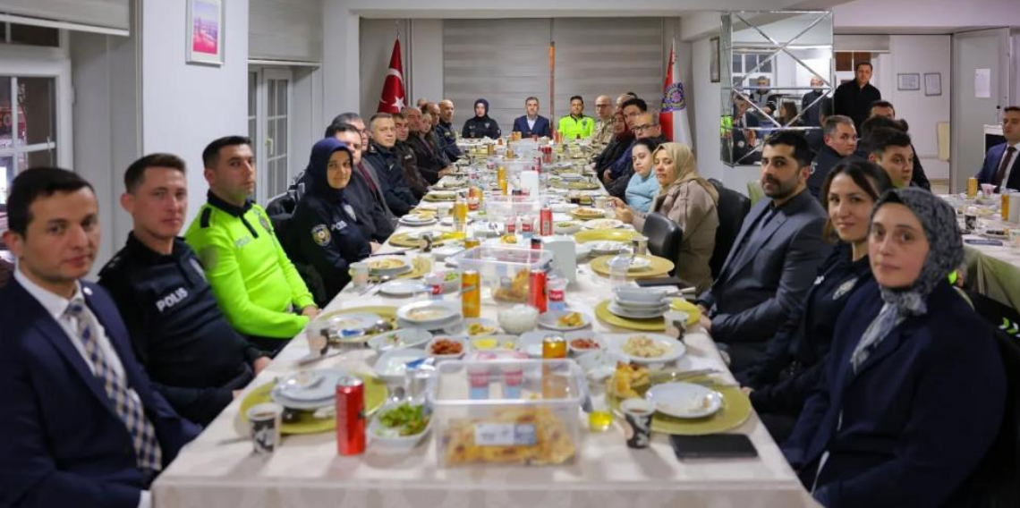 Bayburt’ta Vali Mustafa Eldivan’dan Birlik ve Dayanışma Mesajı