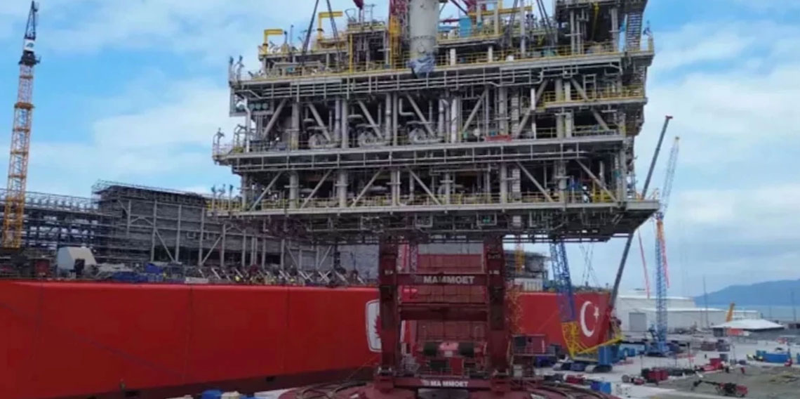 Bakan Bayraktar: Enerjide tam bağımsız yarınları inşa ediyoruz