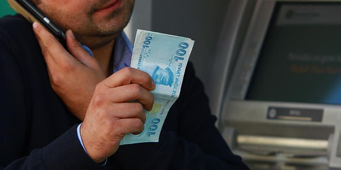 Telefon dolandırıcılarına 5 milyon lirasını kaptırdı, 2 şüpheli yakalandı