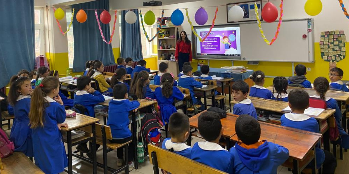 Vezirköprü’de Çocuklar ve Velilere Mahremiyet Eğitimi Seminerleri