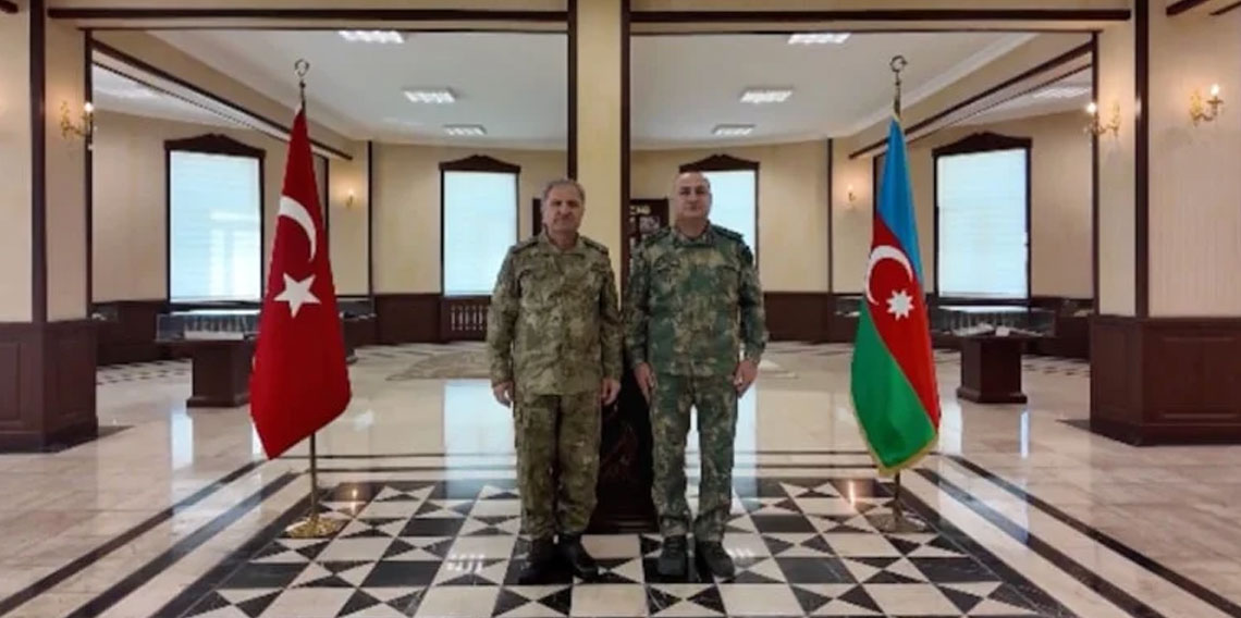 Kara Kuvvetleri Komutanı Orgeneral Metin Tokel, İran sınırı ve Nahçıvan'a gitti