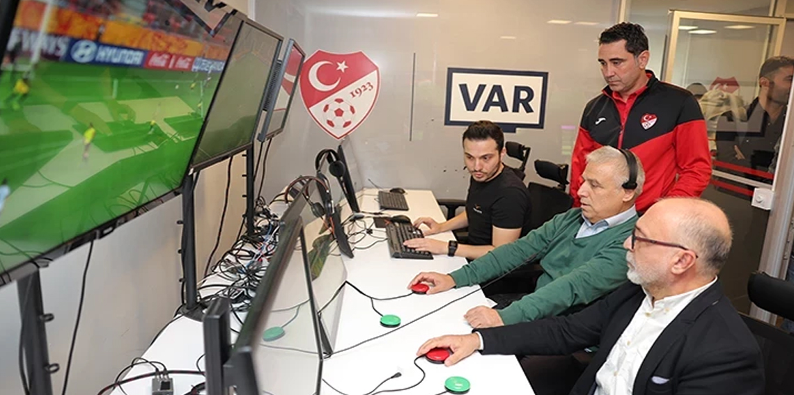 Trabzonspor-Çaykur Rizespor  maçının VAR'ı belli oldu!