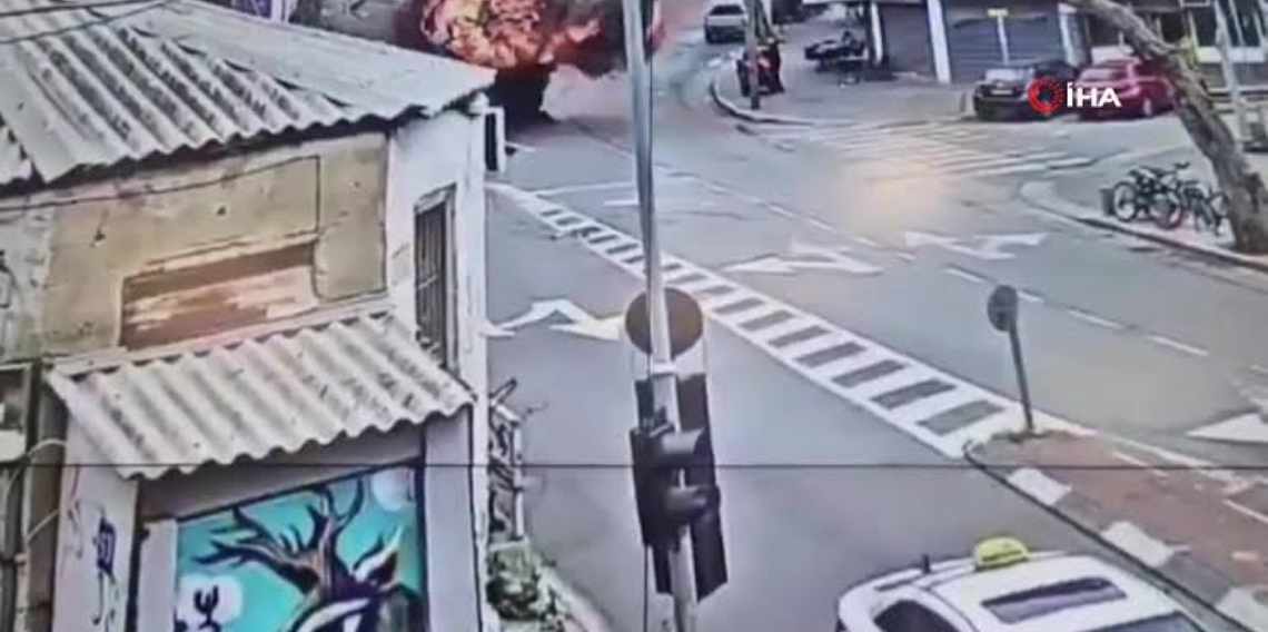 İran, İsrail’in merkezini hedef aldı: 2 yaralı