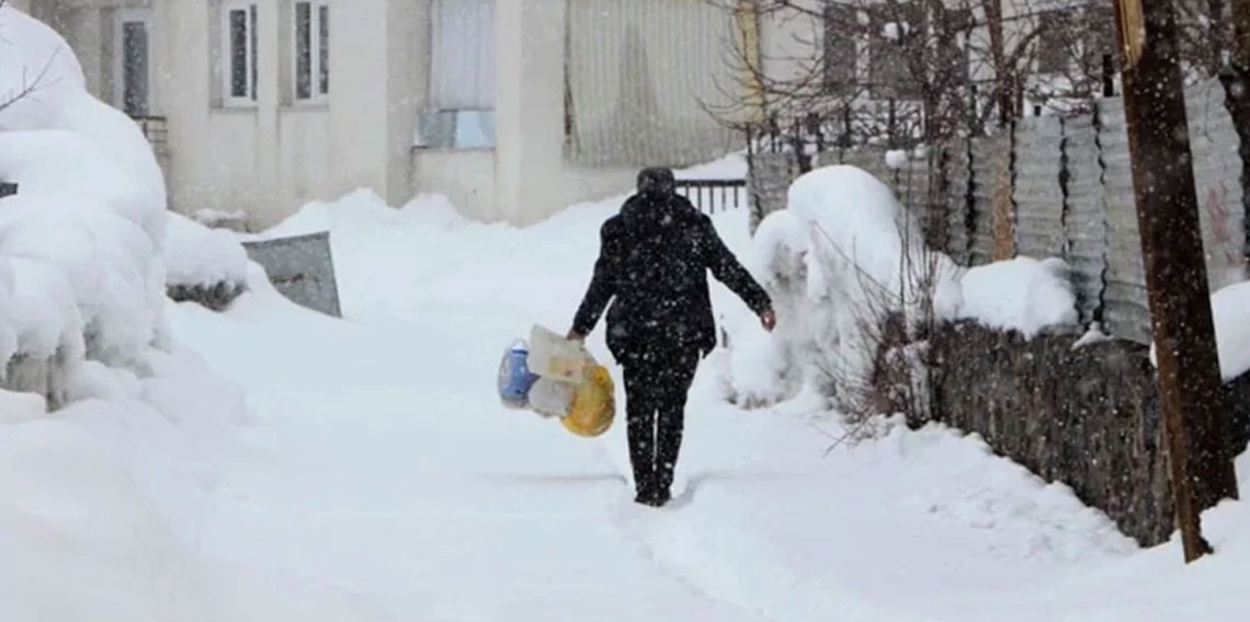 Bingöl'de 25 köy yolu ulaşıma kapandı