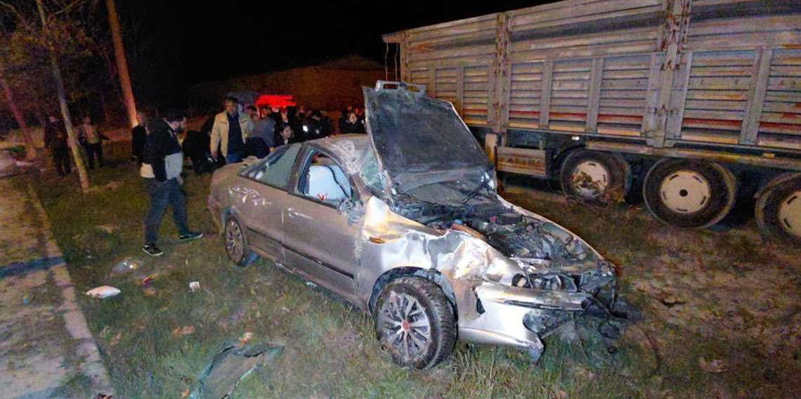 Bolu’da kazada ortalık savaş alanına döndü: 4 yaralı