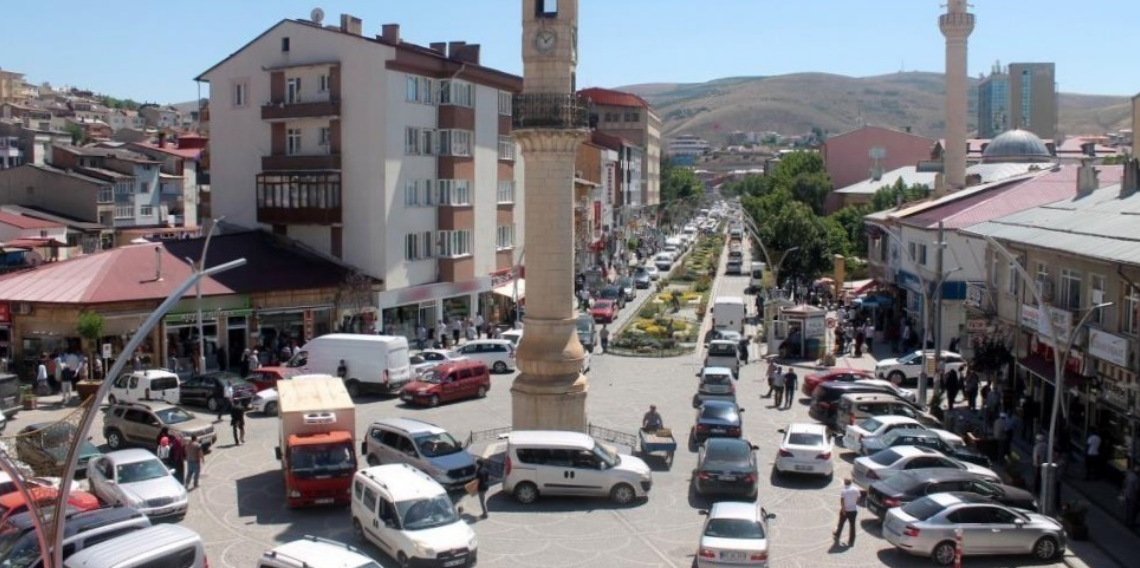Bayburt’ta Trafiğe Kayıtlı Araç Sayısı 20 Bin 910’a Ulaştı: Şubat Ayı Taşıt Verileri Açıklandı