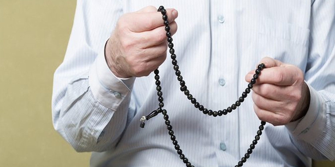 Kadir Gecesinde Çekilecek Zikirler ve Tesbihler Nelerdir? Kadir Gecesinde Hangi Esmalar Okunur?