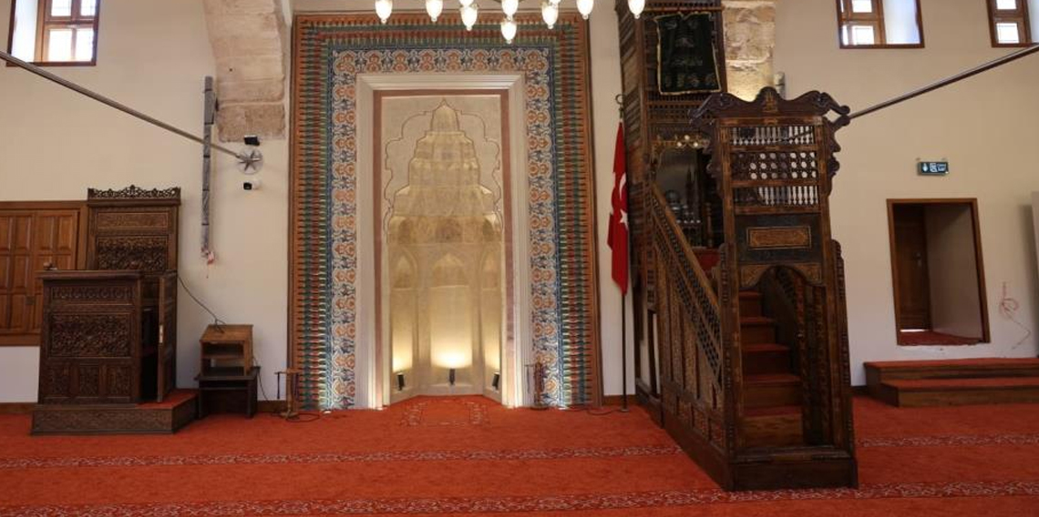 Bakan Ersoy paylaştı: Kahramanmaraş Ulu Cami yeniden ibadete açıldı