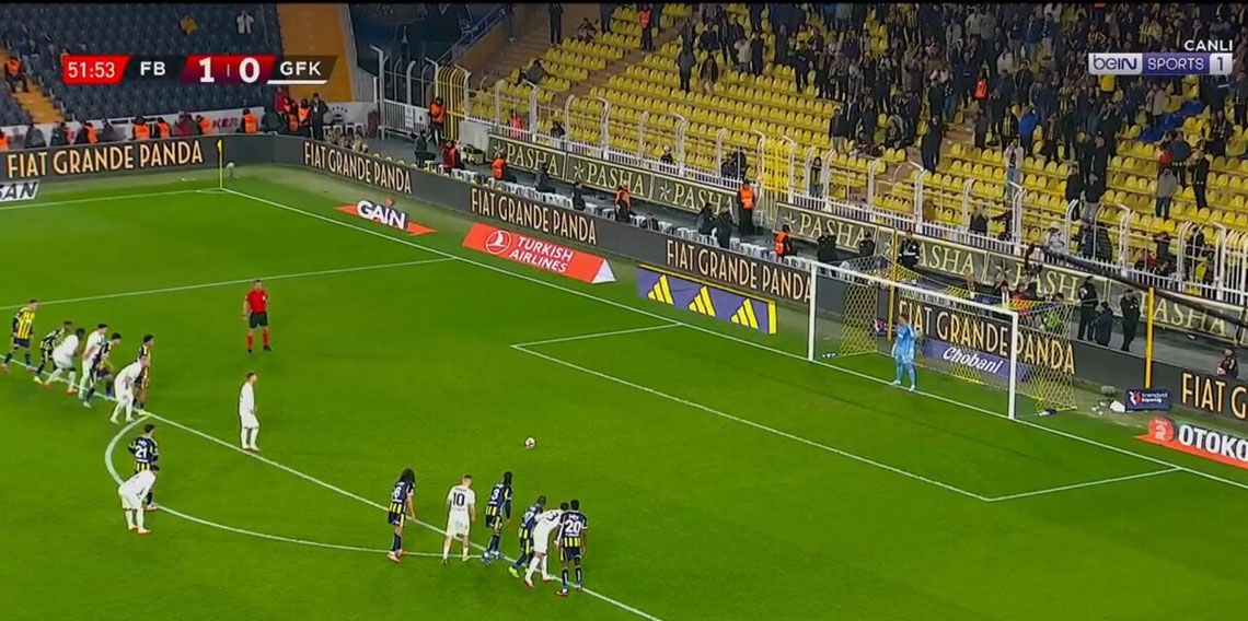 Fenerbahçe bu sezon ilk kez penaltı golü yedi!