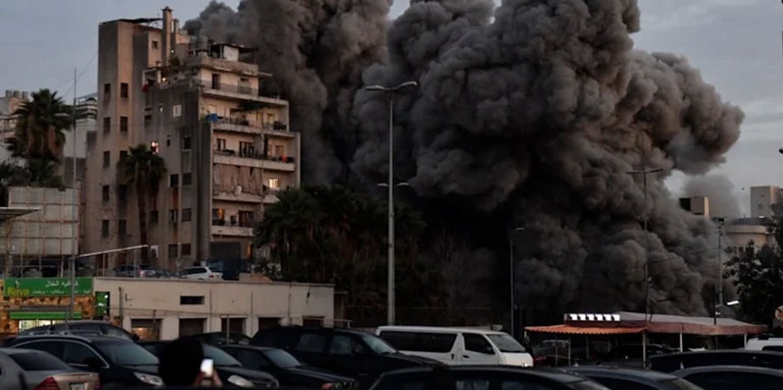 Beyrut’ta İsrail saldırısı: 15 katlı bina tamamen yıkıldı