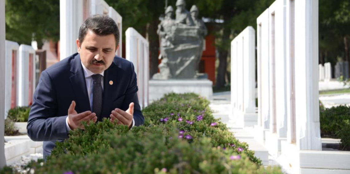 Çanakkale Savaşları Gelibolu Tarihi Alan Başkanı’ndan 18 Mart Mesajı