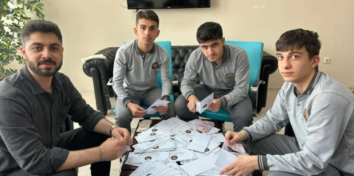 Bayburt’ta Öğrencilerden İyilik Dersi